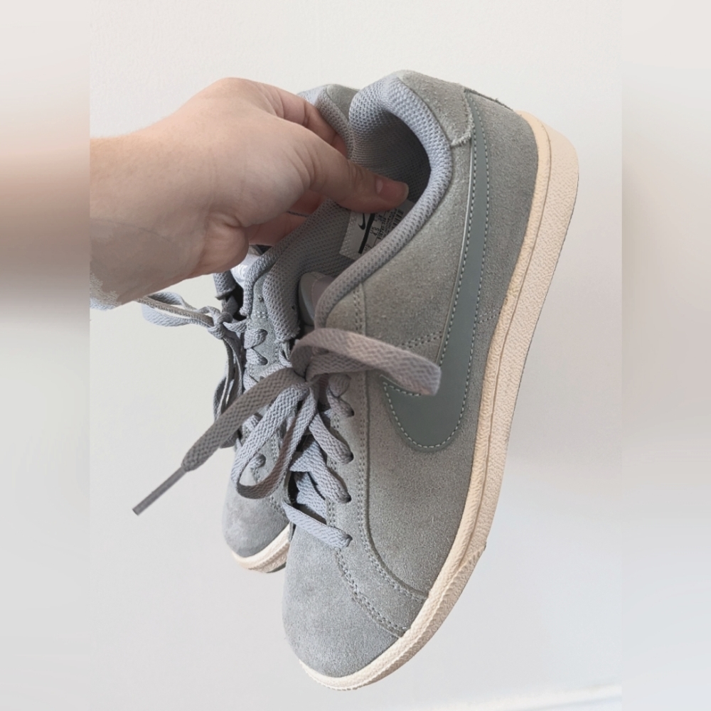 Women's Nike Suede Court Royale Shoes